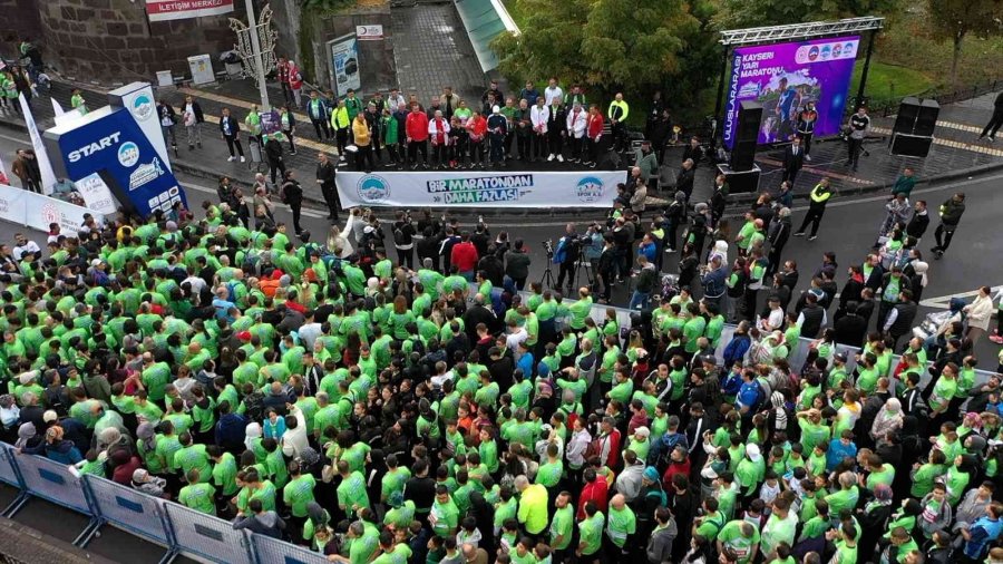Uluslararası Kayseri Yarı Maratonu Başladı