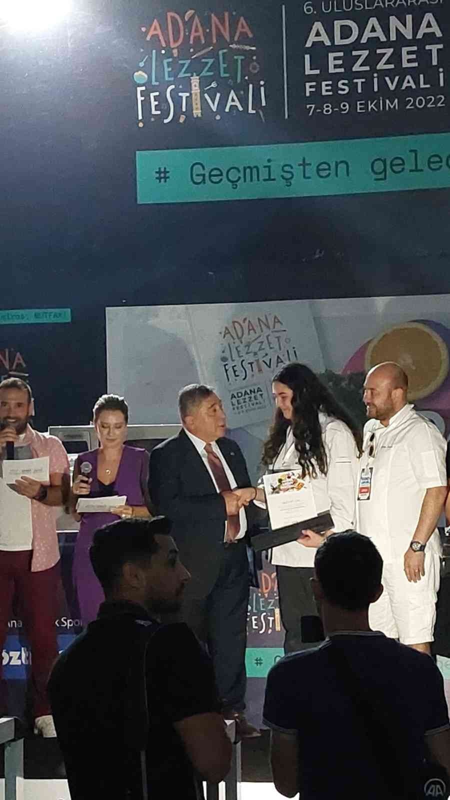 Kayü Aşçılık Öğrencileri 3 Kategoride Altın Madalya Kazandı