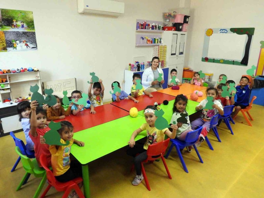 Kepez’de Çocuklar Hem Eğleniyor, Hem De Geleceğe Hazırlanıyor