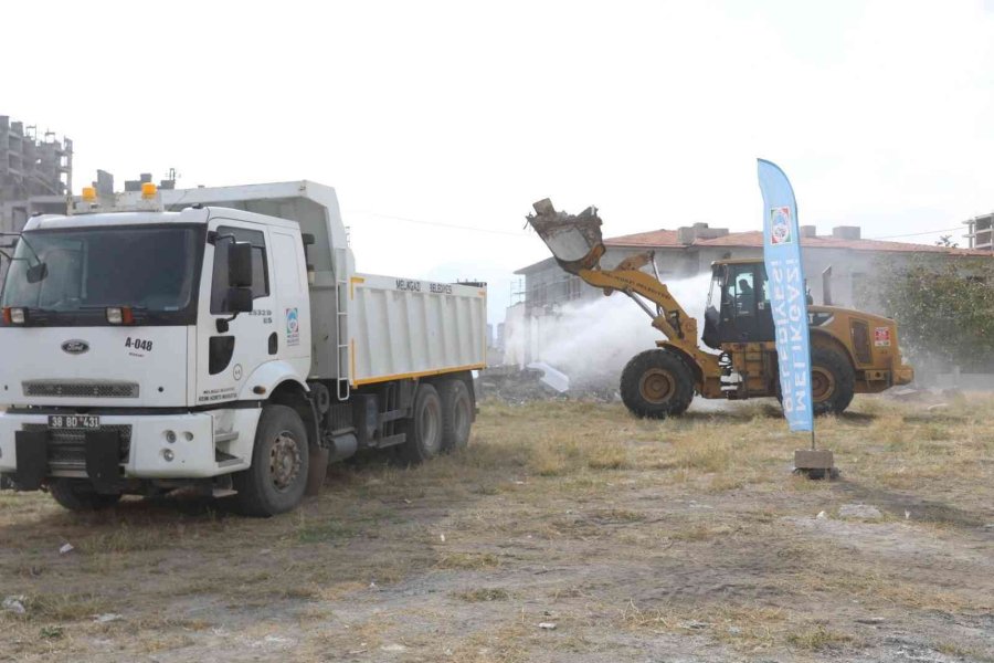 Başkan Palancıoğlu, Yıldırım Beyazıt Yıkım Çalışmalarına Katıldı