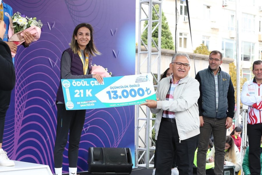 Uluslararası Kayseri Yarı Maratonu Tamamlandı