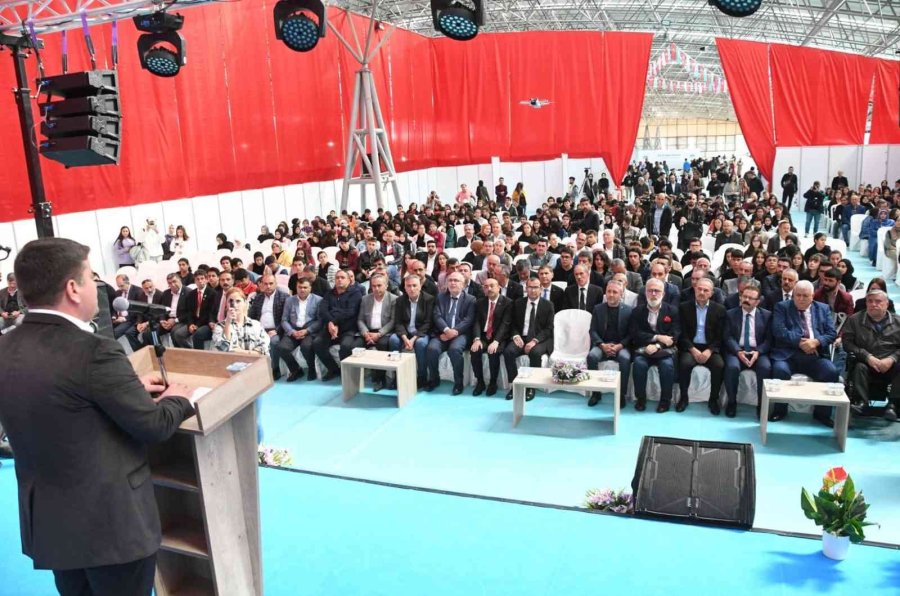 Aksaray’da “kitap Günleri Fuarı” 5 Bin Kişinin Katılımı İle Açıldı