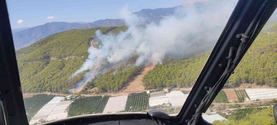 Antalya’da Kumluca’da Orman Yangını