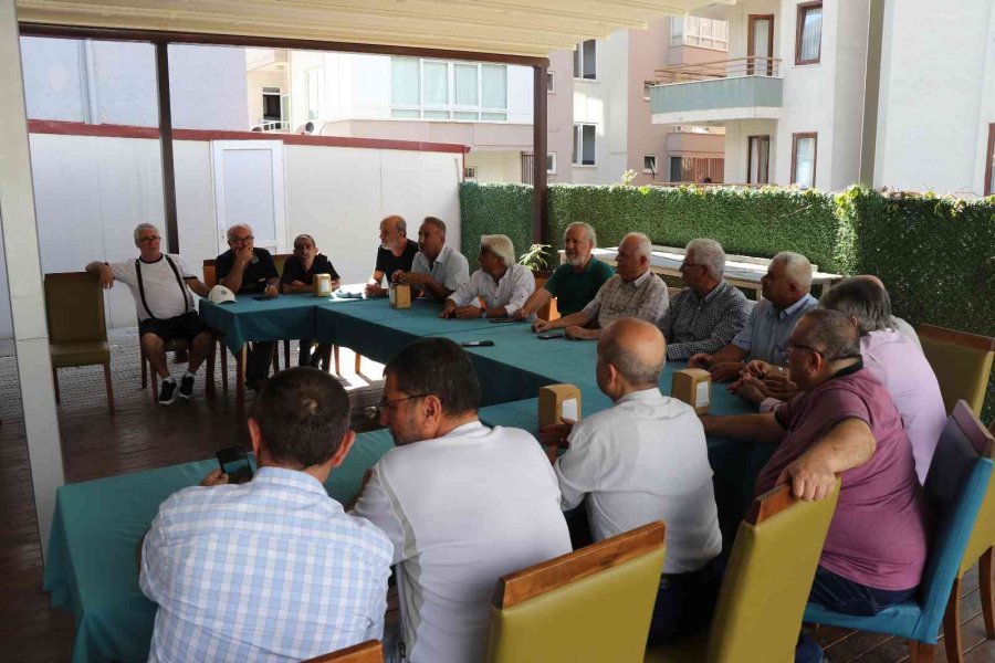 Tertipler 41 Yıl Sonra Komutanlarına Tekmil Verdi