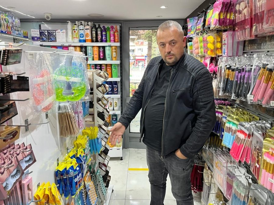 Aylık 5 Bin Liralık Ürünü Çalınan İşletmeci Gözünü Kameralardan Ayırmıyor