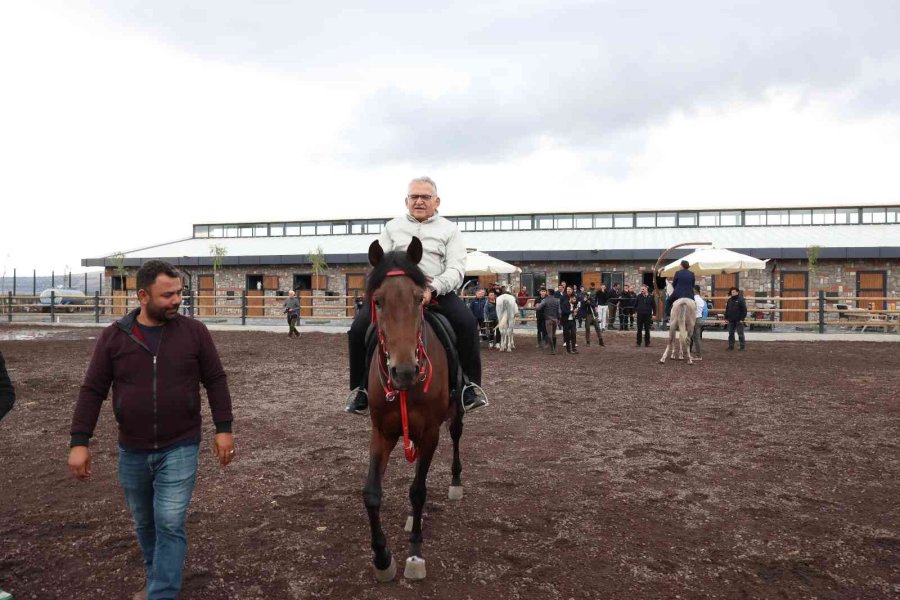 Vali Çiçek Ve Başkan Büyükkılıç’ın Turizm Rotası Bu Kez Hürmetçi Oldu