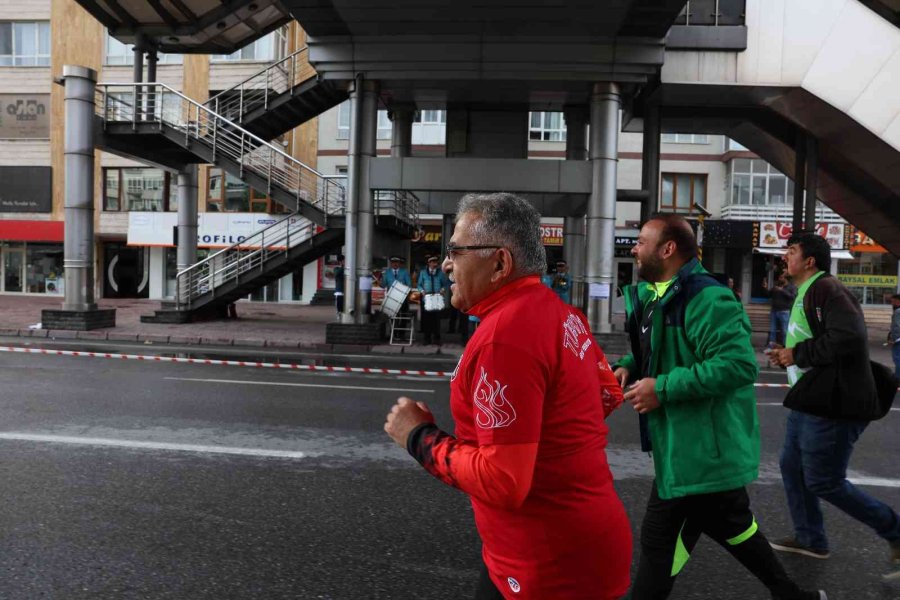 Başkan Büyükkılıç: "günümüze Güzellik Katan Hemşehrilerime Teşekkür Ediyorum"
