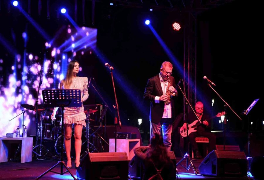 Hayatpark’ta Caz Sona Erdi