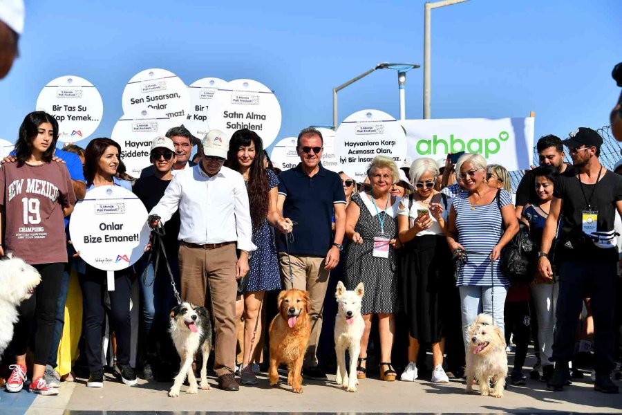 Patifest Herkesi Memnun Etti