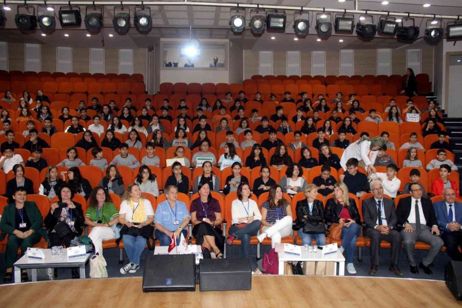 Tekden Koleji Yabancı Misafirlerini Ağırladı