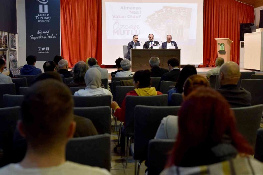 Yazar Özcan Mutlu, Eskişehirli Okurları İle Buluştu