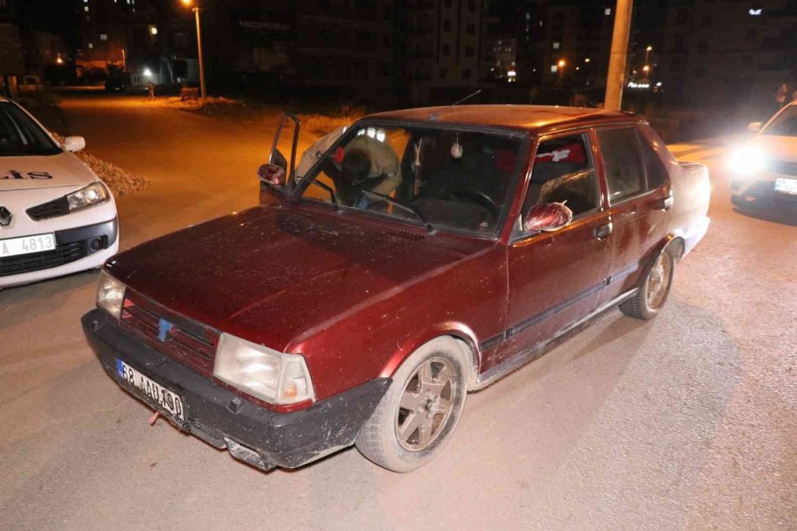 Ters Yola Girip Polisleri Peşine Taktı, Yakalanınca Helallik İstedi