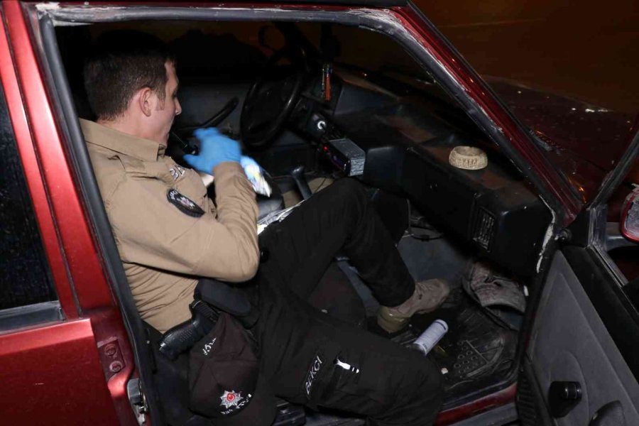 Ters Yola Girip Polisleri Peşine Taktı, Yakalanınca Helallik İstedi