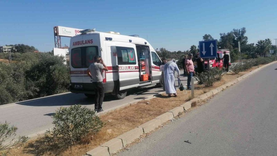 Kontrolden Çıkan Otomobil Bariyere Çarparak Durabildi