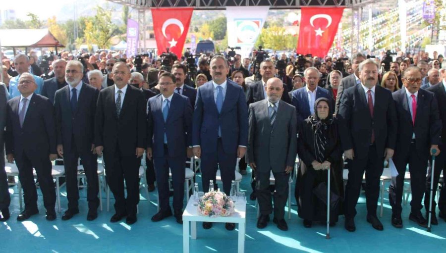 Bakan Özer: "eğitim Sistemimiz 150’ye Yakın Ülkenin Nüfusundan Çok Daha Büyük"