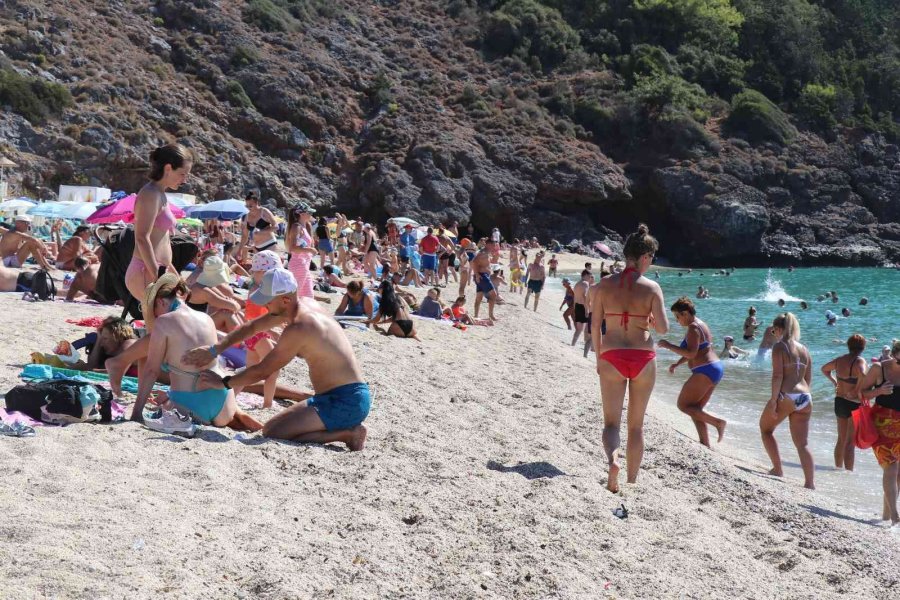 Ekim Ayı Ortasında Alanya’da Deniz Keyfi