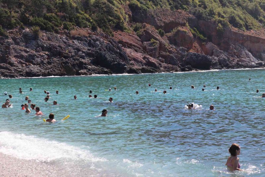 Ekim Ayı Ortasında Alanya’da Deniz Keyfi