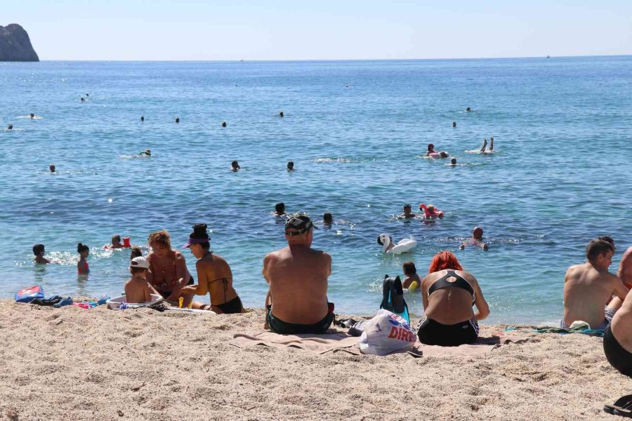 Ekim Ayı Ortasında Alanya’da Deniz Keyfi