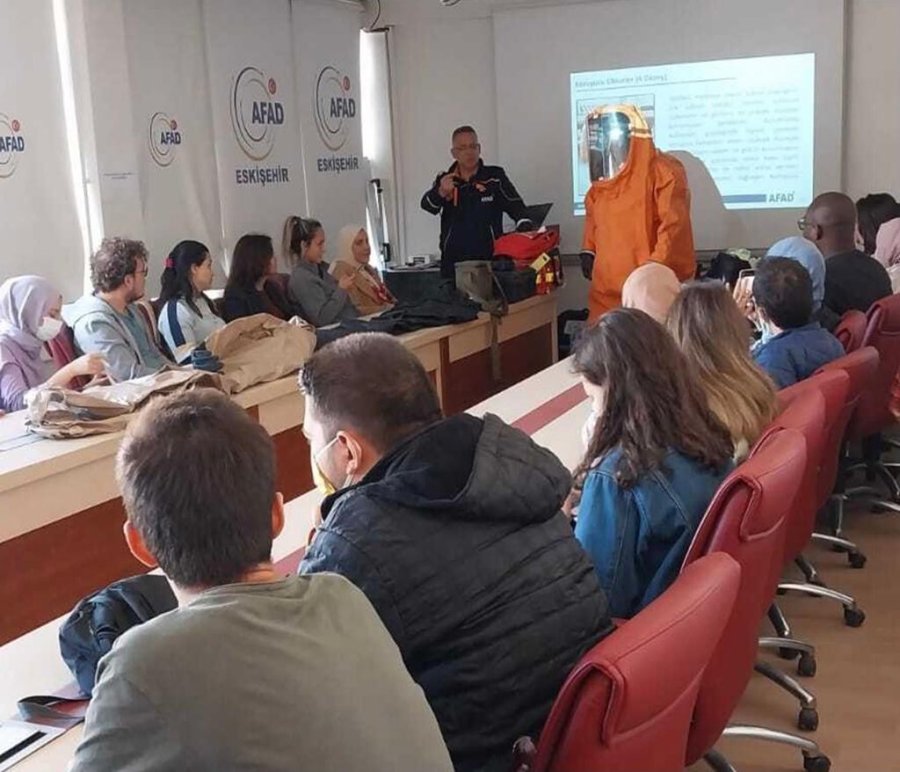 Tıp Öğrencilerinden Afad Eskişehir’e Ziyaret