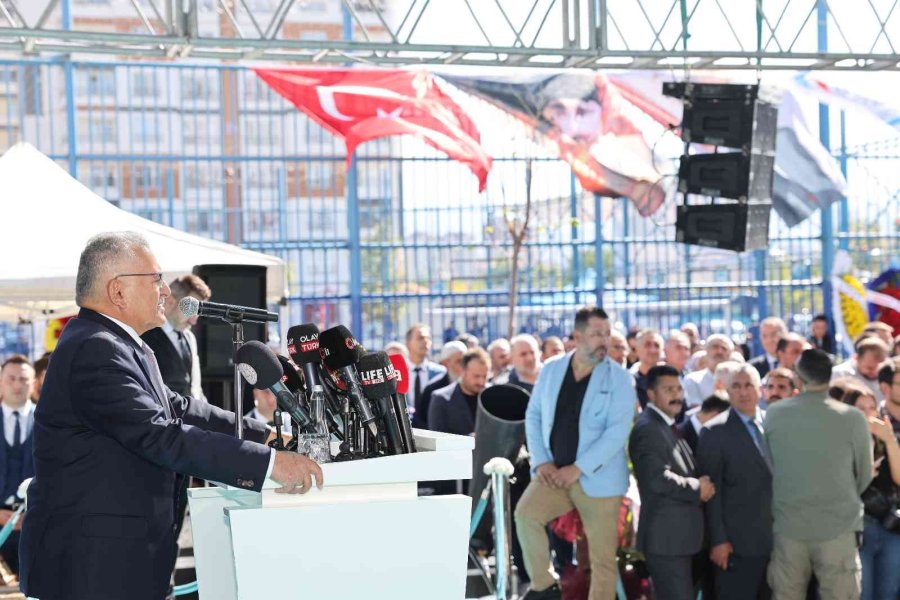 Büyükkılıç: "hayırsever, Yerel Yönetim Ve Milli Eğitim İşbirliğinin En Güzel Örneği"