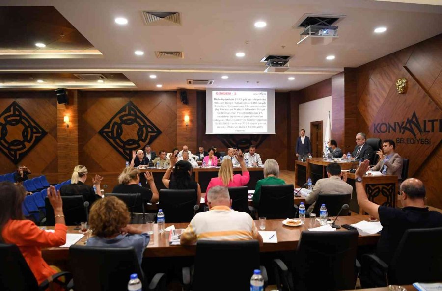 Konyaaltı’nın 2023 Bütçesi Onaylandı