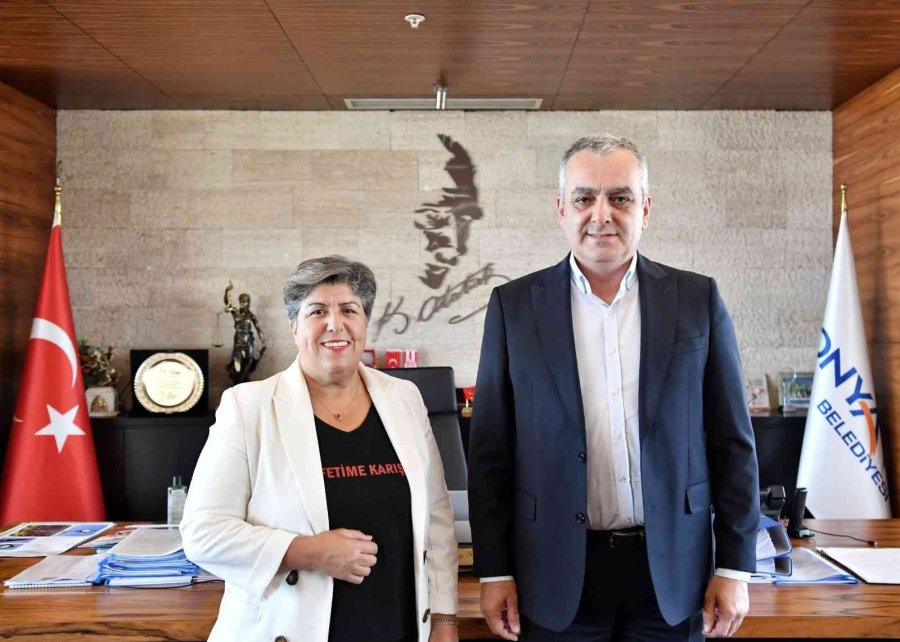 Konyaaltı Belediyesinden Şiddete Uğrayan Kadın Ve Çocuklara Hukuki Ve Psikolojik Destek