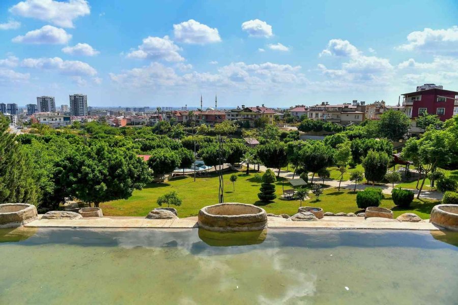 Mersin’de Parklar Yenileniyor