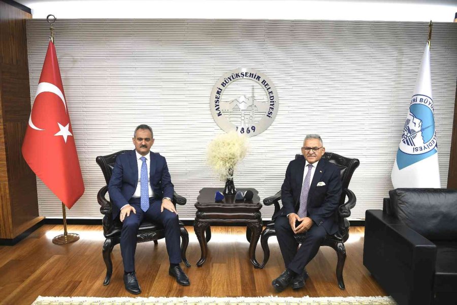 Milli Eğitim Bakanı Özer, Başkan Büyükkılıç’ı Ziyaret Etti