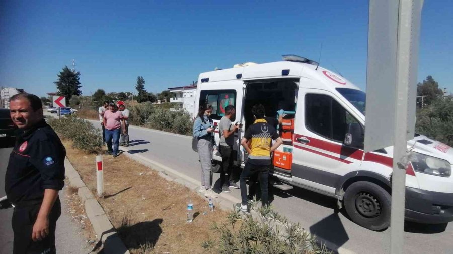 Kontrolden Çıkan Otomobil Bariyere Çarparak Durabildi