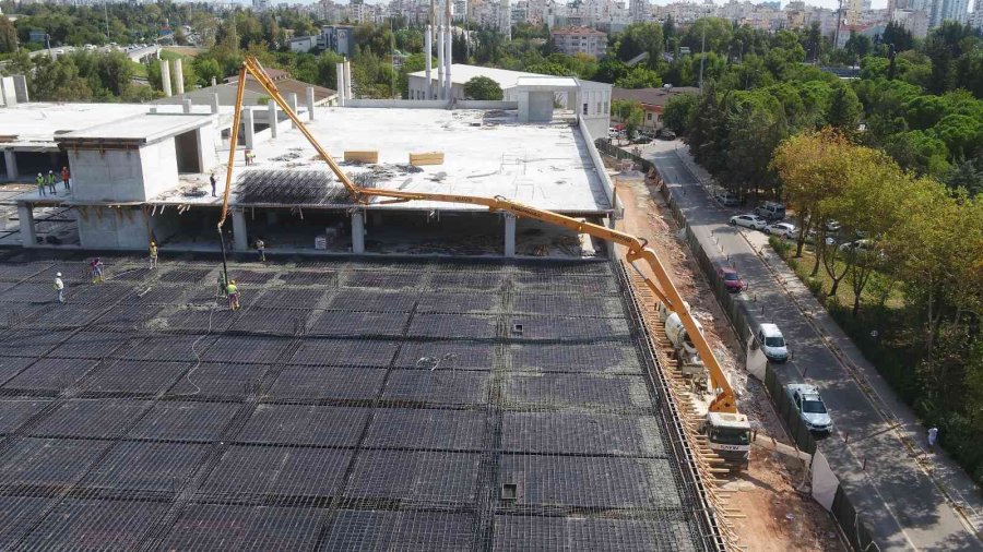 Akdeniz Üniversitesi Katlı Otopark Projesi Hızla İlerliyor