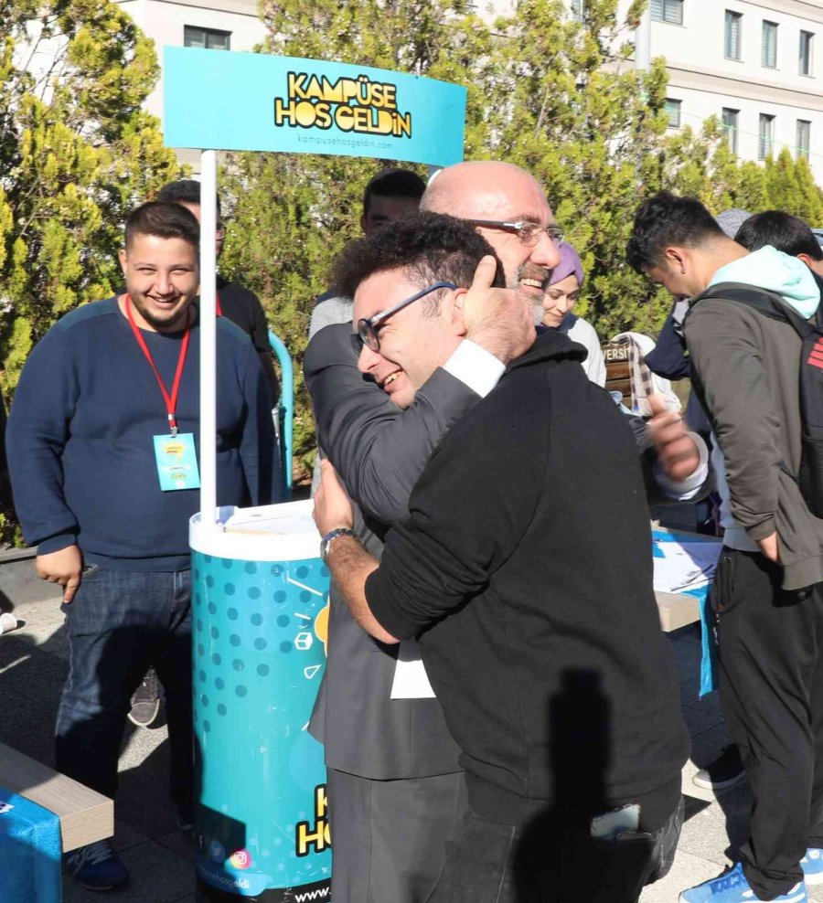 Kayü’de Öğrenci Kulüp Ve Toplulukları Tanıtım Etkinliği Düzenlendi