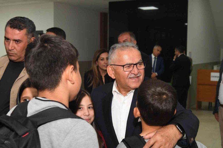 Başkan Büyükkılıç’tan Eğitime “spor Salonu” Desteği