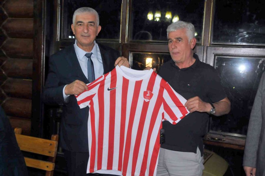 Başkan Akkaya’dan Akşehirspor’a Motivasyon Yemeği