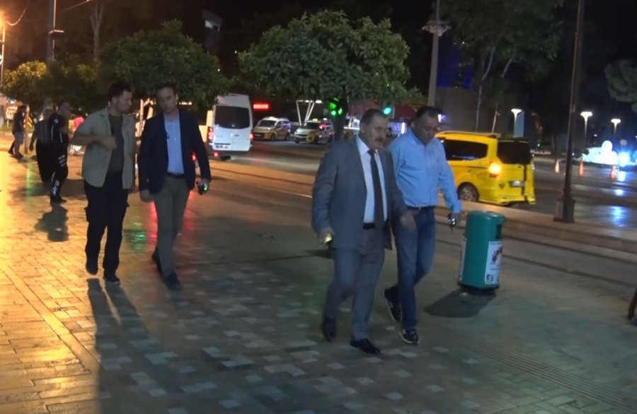 Emniyet Müdürü Gece Yürüyerek Denetim Yaptı