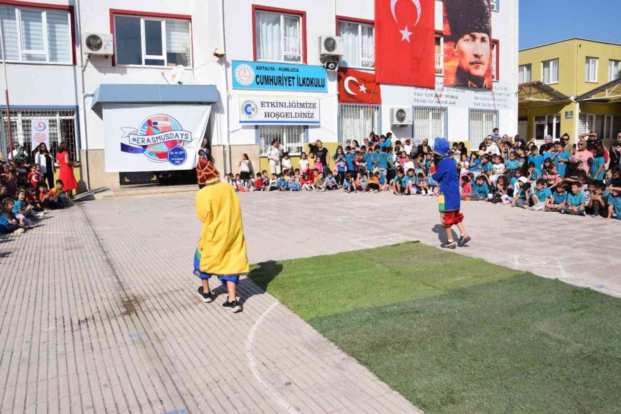 Kumluca’da ’oynamayan Kalmasın’ Etkinliği Renkli Görüntüler Oluşturdu