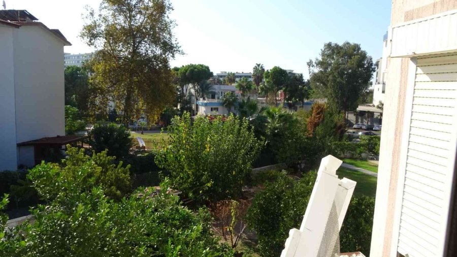 Otelin Patlayan Dev Su Tankı 150 Metre Uçup Daireyi Harabeye Çevirdi