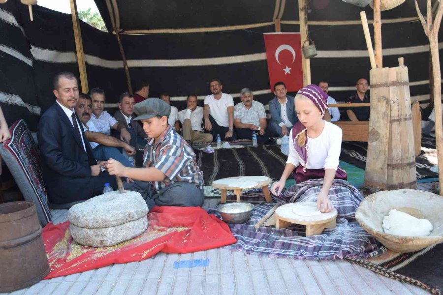 Kumluca’da ’oynamayan Kalmasın’ Etkinliği Renkli Görüntüler Oluşturdu