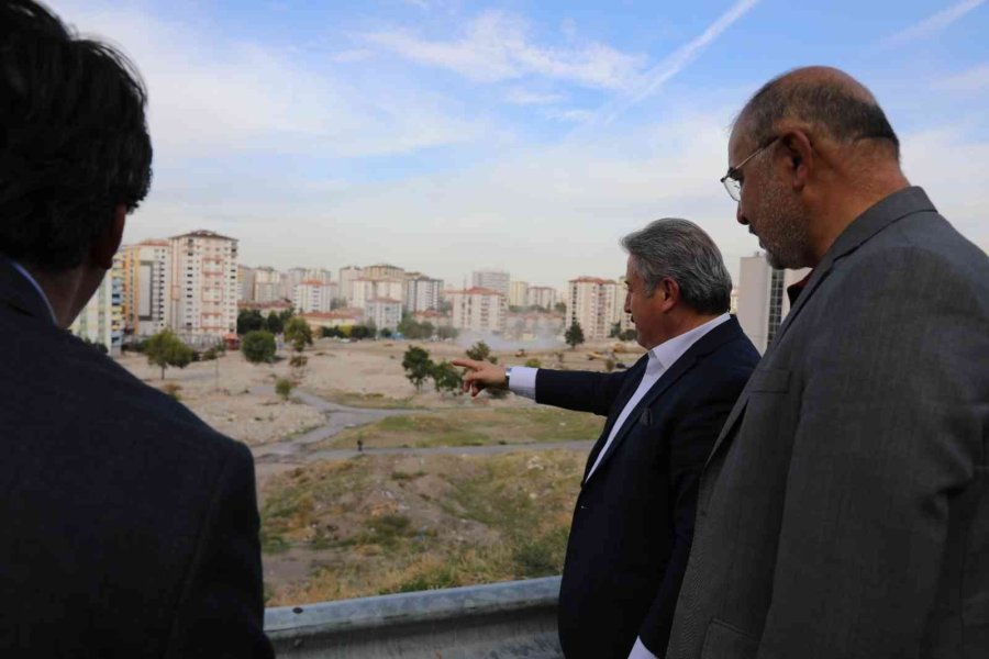 Meclis Üyeleri Kentsel Dönüşüm Çalışmalarını İnceledi
