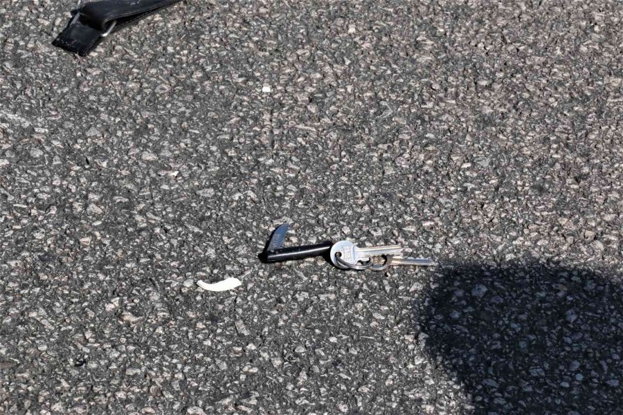 Karayolunda Temizlik Yapan Kamyona Arkadan Çarpan Genç Kadın Hayatını Kaybetti