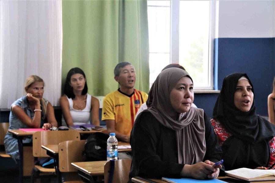 Savaşta Ayrı Düştüler, Türkçede Birleştiler