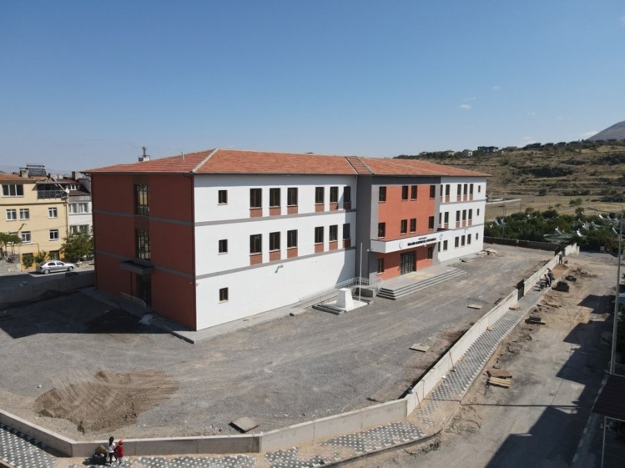 İbrahim Kendiroğlu Ortaokulu’nda Sona Doğru