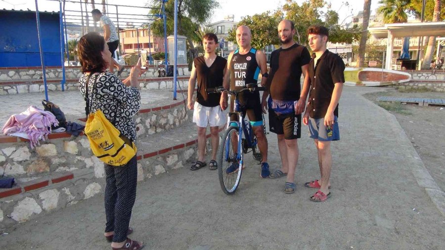 Engelli Bisikletçi Sahilde Dünya Kupasına Hazırlanıyor