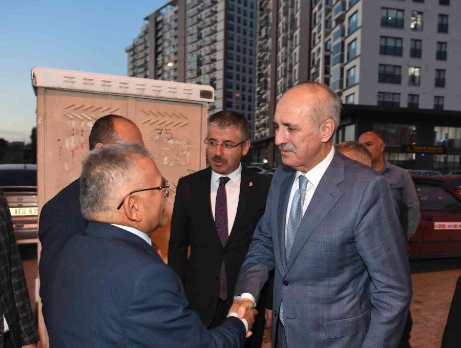 Büyükkılıç, Kurtulmuş İle Birlikte Ak Parti İl Teşkilatıyla Buluştu