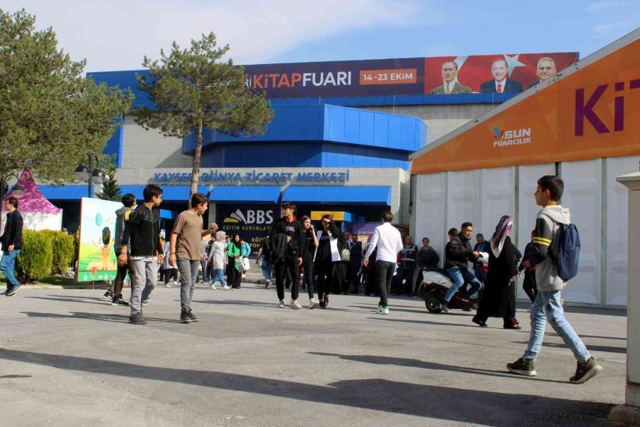 Kayseri 5. Kitap Fuarı Açıldı