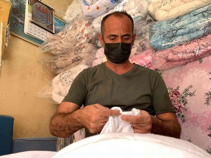 Yarım Asırlık Yorgancı Hem Makineleşmeye Hem De Artan Maliyetlere Direniyor