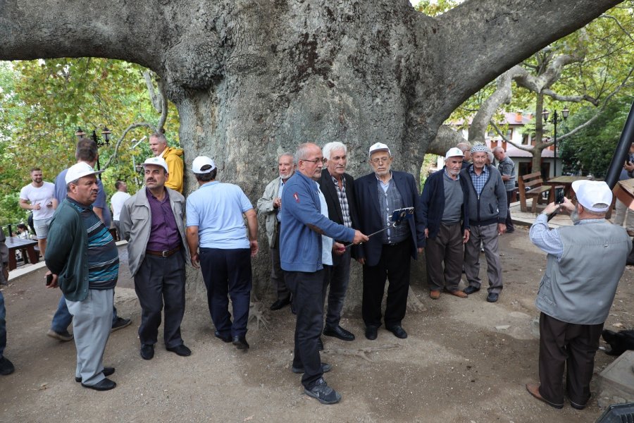Karatay’da Emekliler İçin Çanakkale Ve Bursa Kültür Gezileri