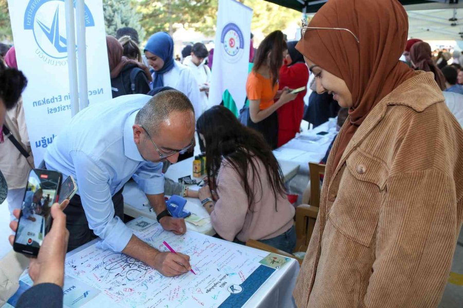 Başkan Kavuş Üniversiteli Gençlerle Buluştu