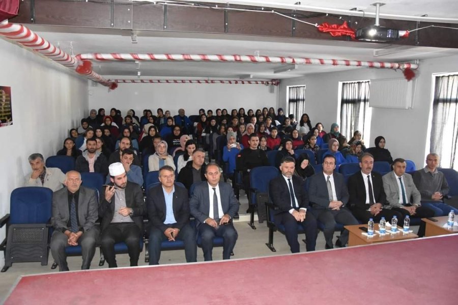 Tomarza’da Mevlid-i Nebi Programı Düzenlendi