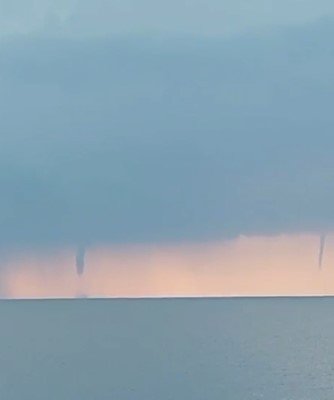 Antalya’da Aynı Anda Oluşan 2 Hortum Korkuttu