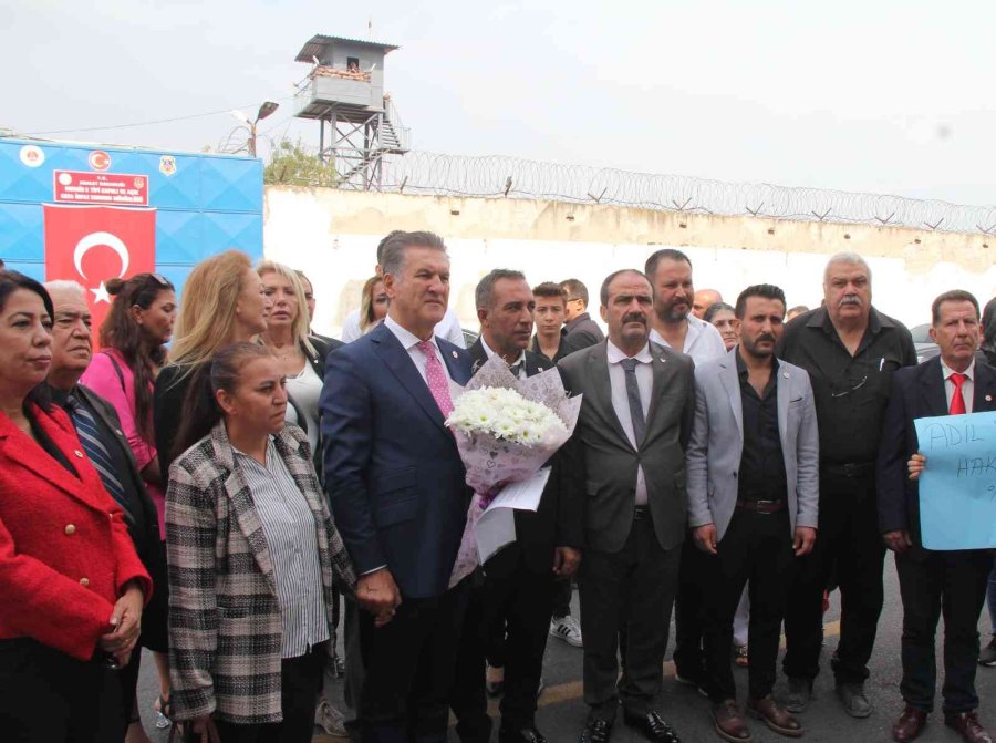 Mustafa Sarıgül: "futbol Sahalarında 8 Türk, 3 Yabancı Olmalı"